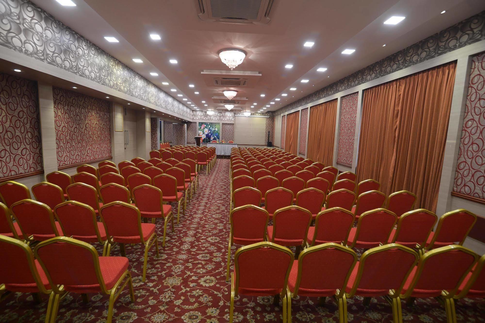 Royal Court Madurai Exterior foto