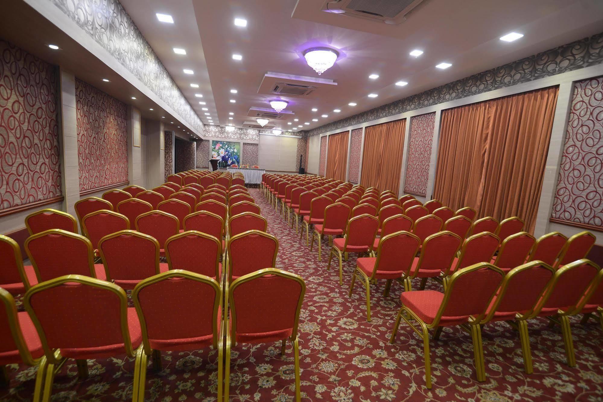 Royal Court Madurai Exterior foto
